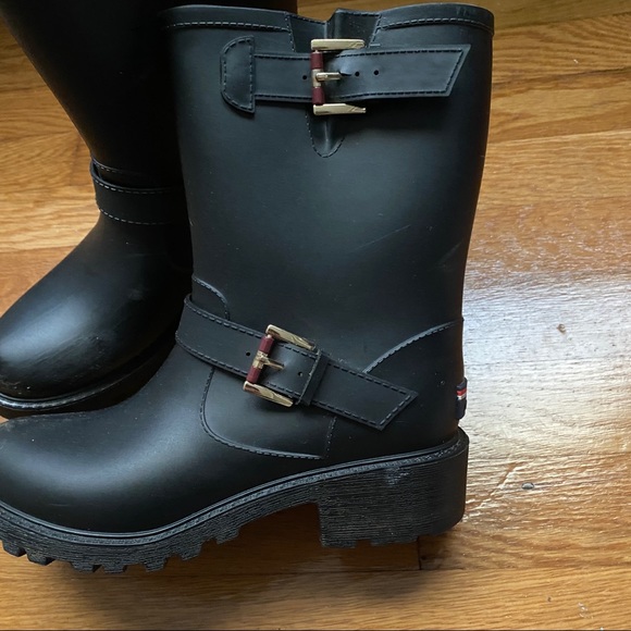 Women’s Black Tommy Hilfiger Boots - Picture 2 of 10